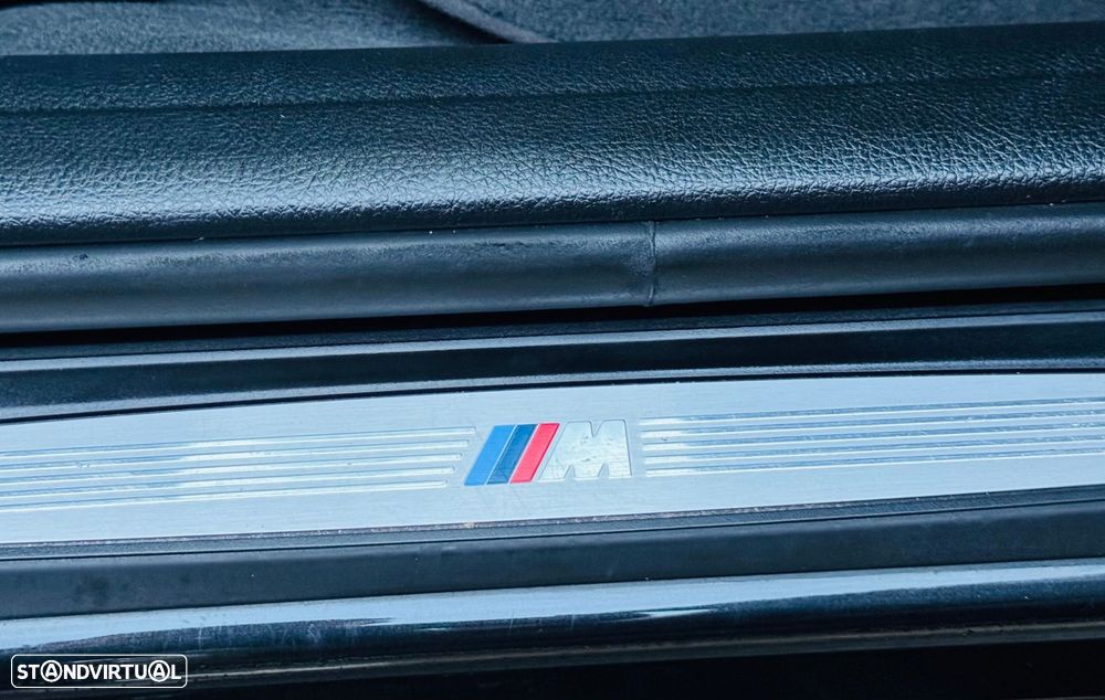 BMW 320 d Touring Pack M - 17