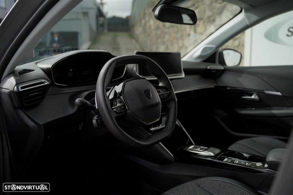 Peugeot 208 1.2 Hybrid Allure e-DCS6 - 34