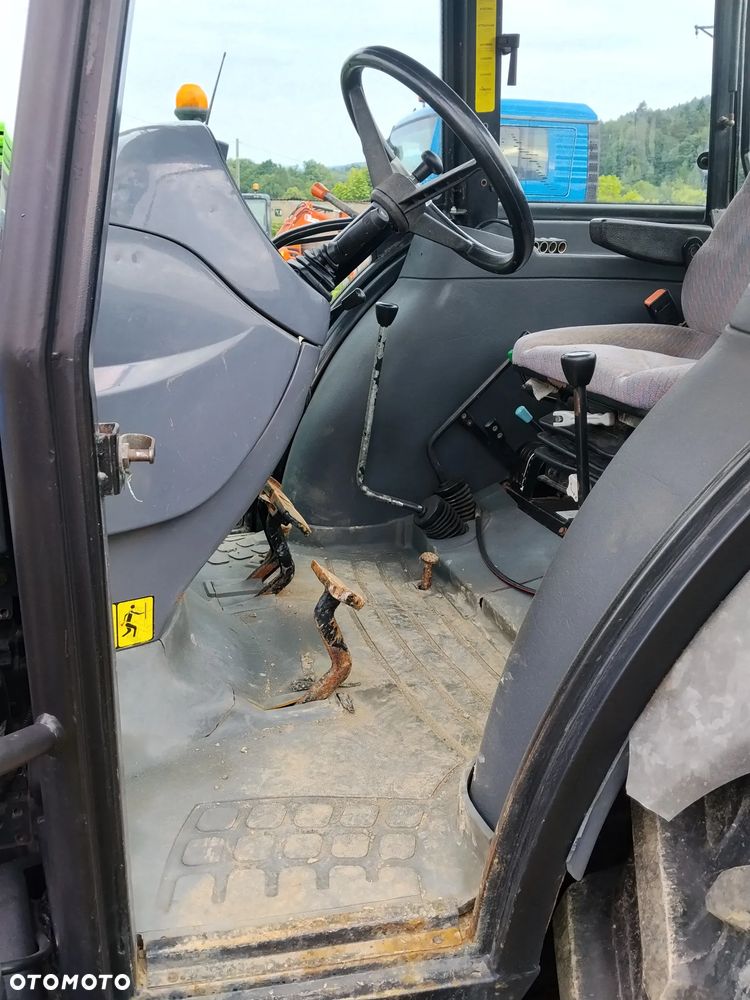 New Holland TD75D - 8