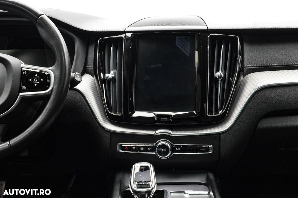 Volvo XC 60 T8 Twin Engine AWD Inscription - 19