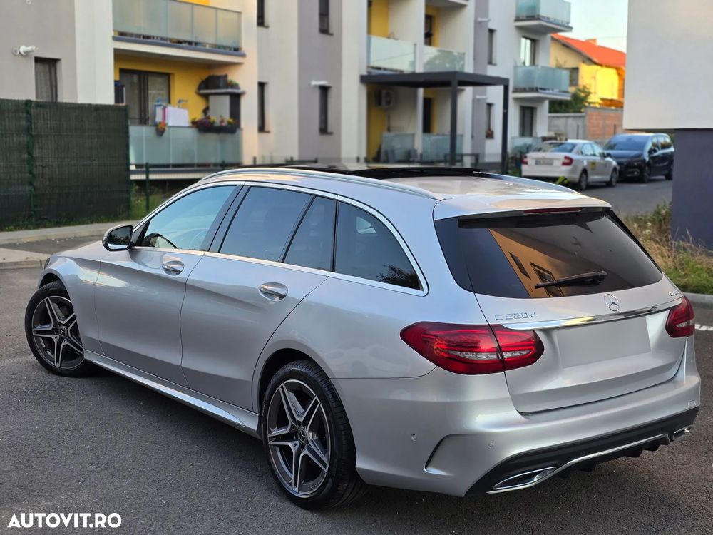 Mercedes-Benz C 220 d 4Matic 9G-TRONIC AMG Line - 4