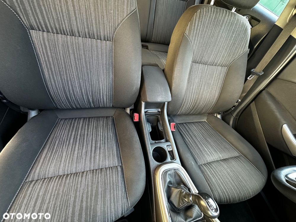 Opel Astra 1.4 T Cosmo - 4
