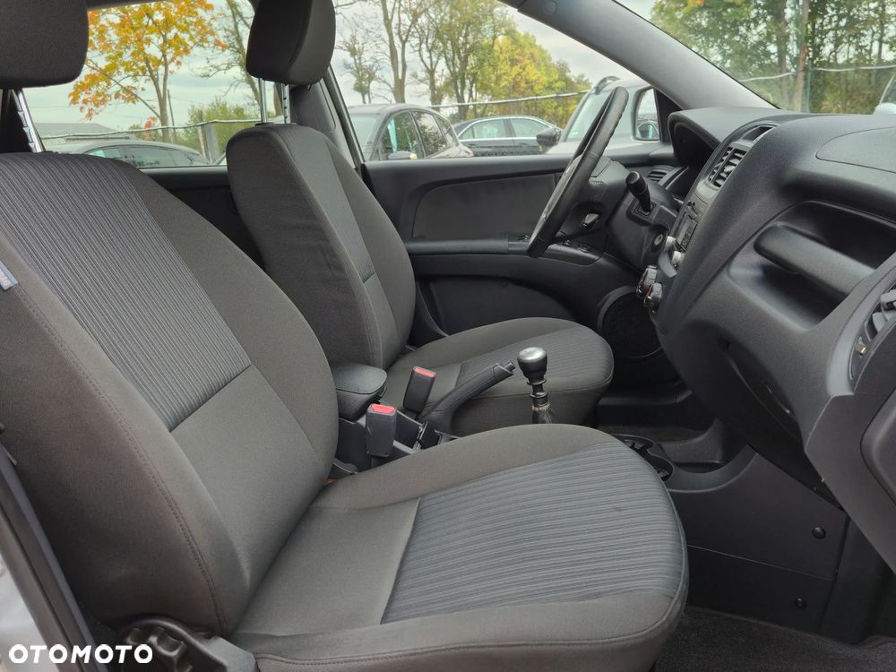 Kia Sportage 2.0 CRDI 4WD LX - 24