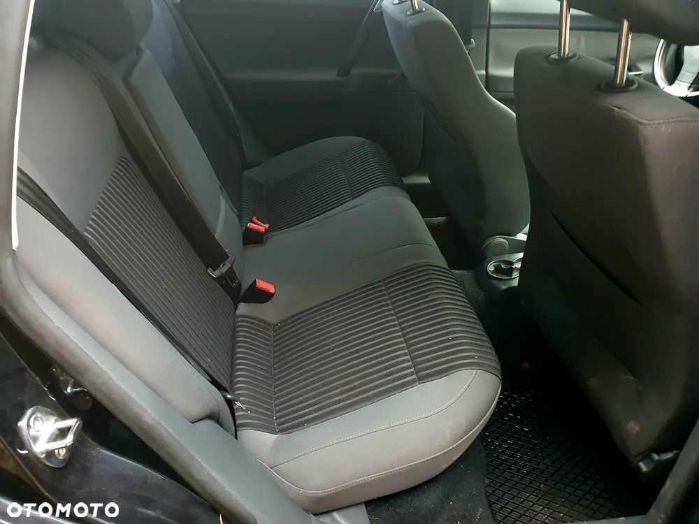 Volkswagen Polo 1.4 16V Comfortline - 8