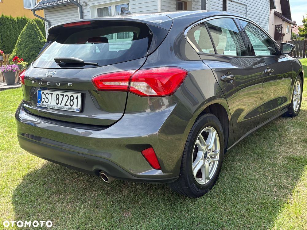 Ford Focus 1.0 EcoBoost Titanium - 34