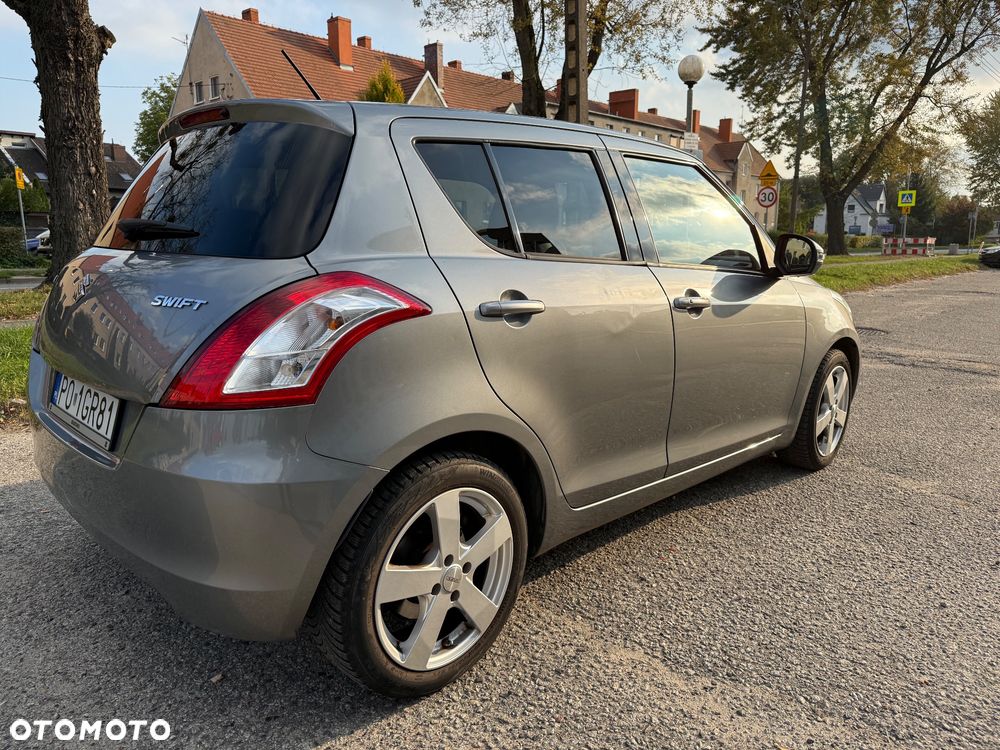 Suzuki Swift - 3