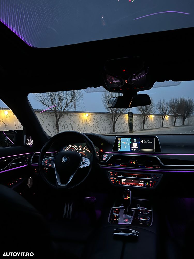 BMW Seria 7 - 18