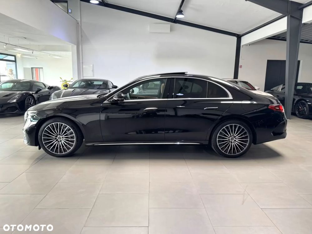 Mercedes-Benz Klasa E 220 d mHEV 4-Matic AMG 9G-Tronic - 2