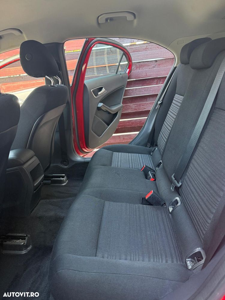 Mercedes-Benz A 180 - 10