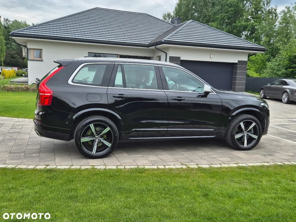 Volvo XC 90 T8 AWD Plug-In Hybrid R-Design 7os - 13