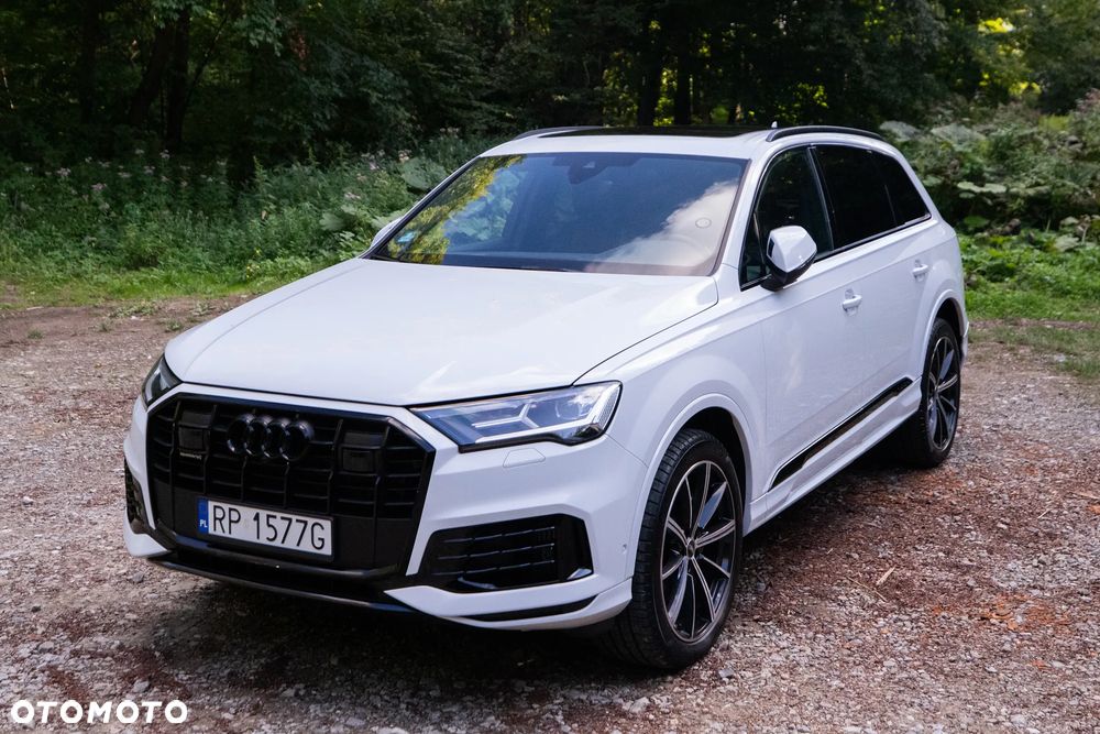 Audi Q7 2022 photo 2