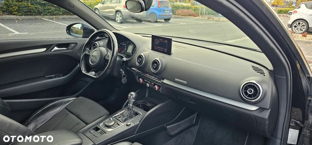 Audi A3 3-drzwiowe 1.8 TFSI Quattro Attraction S tronic - 22