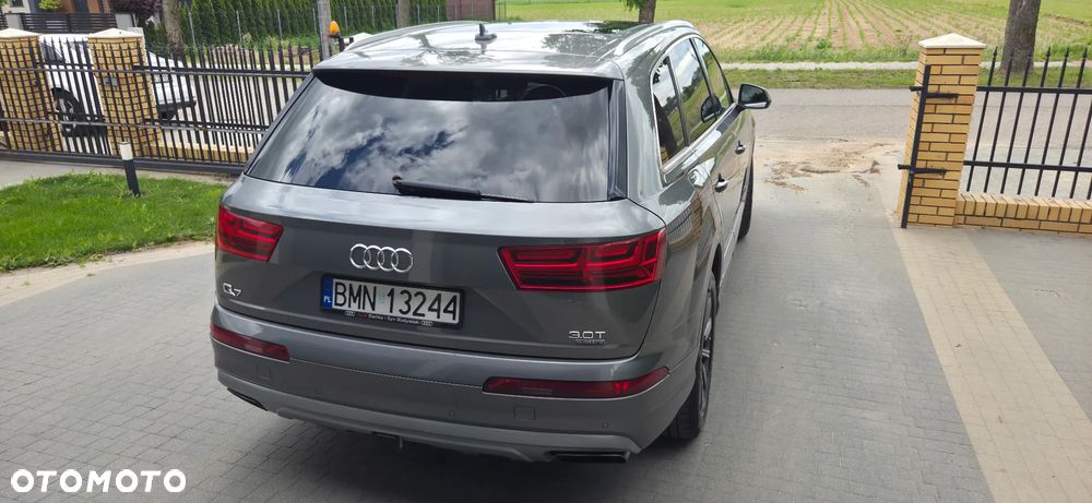 Audi Q7 - 4