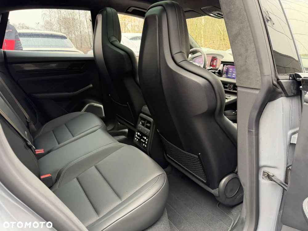 Porsche Macan - 17
