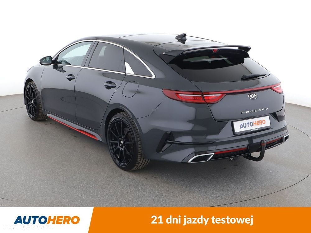 Kia ProCeed - 4