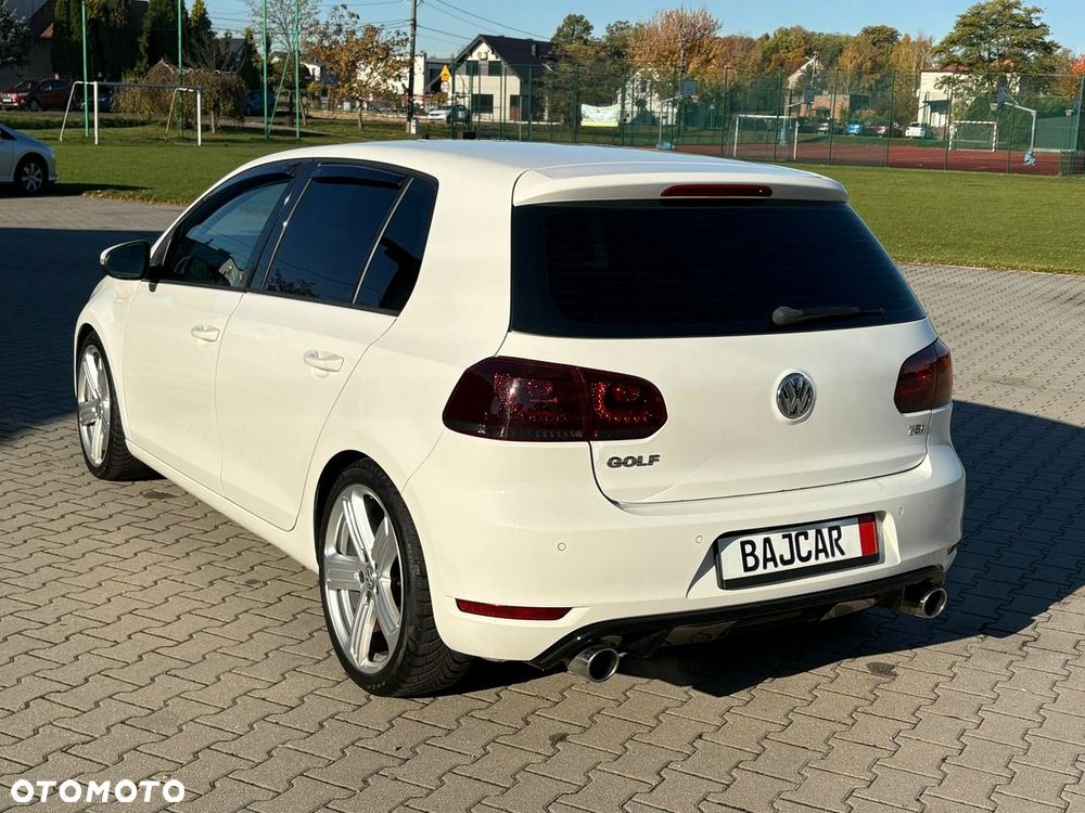 Volkswagen Golf - 5