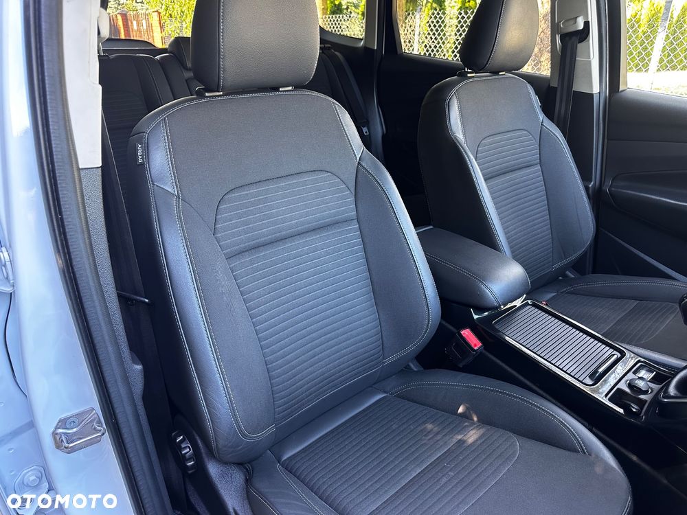 Ford Kuga 2.0 TDCi 4WD Titanium Plus - 22