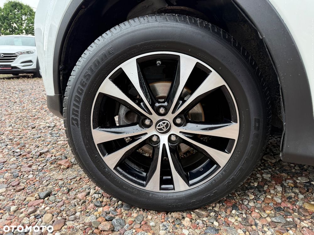 Toyota RAV4 - 15