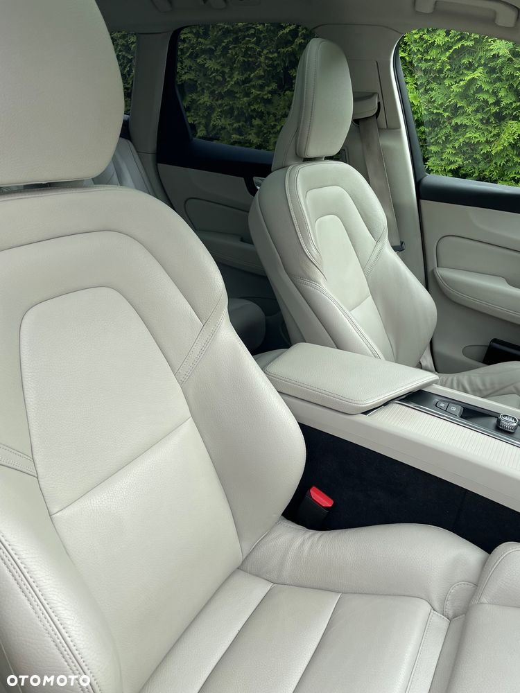 Volvo XC 60 D4 Inscription - 22