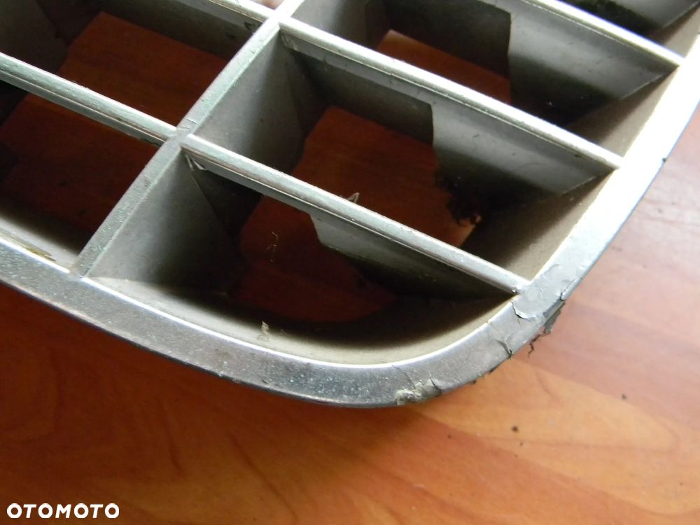 atrapa OPEL SENATOR B - 4