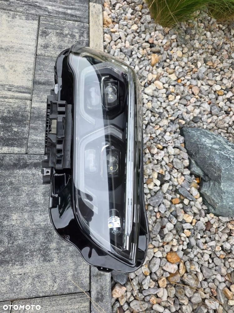 BMW X1 F48 LIFT LCI Lampa prawa przód Full Led Adaptive 5A01178-03 - 5