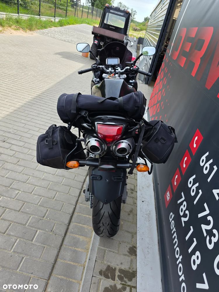 Yamaha FZ6 - 18