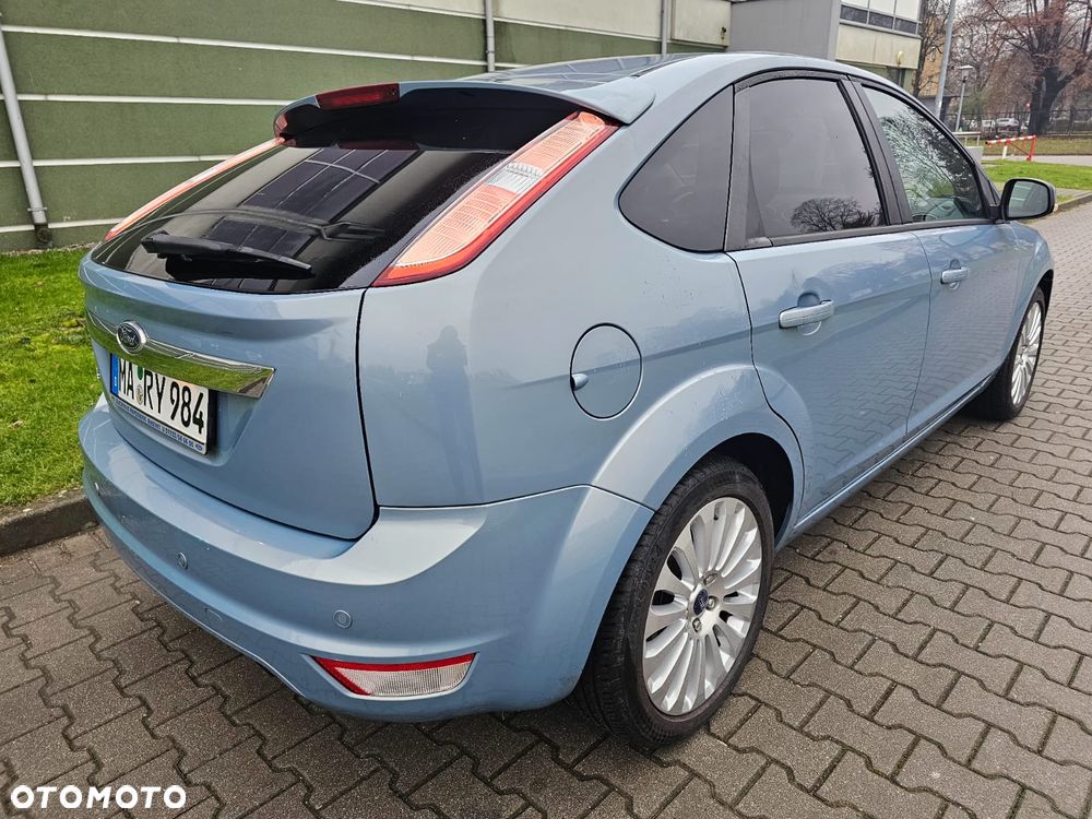 Ford Focus 1.6 16V Titanium - 19