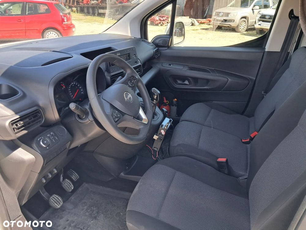 Opel Combo - 8