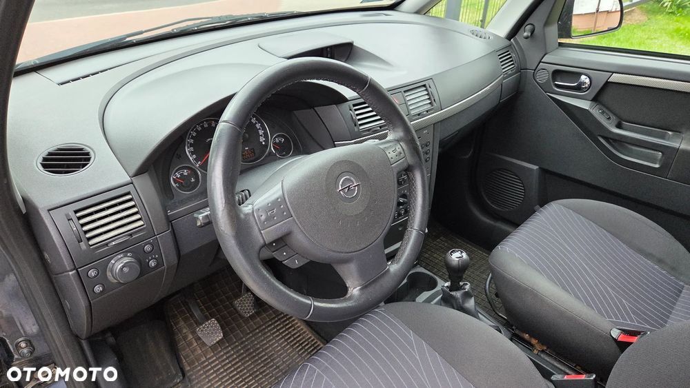 Opel Meriva - 10
