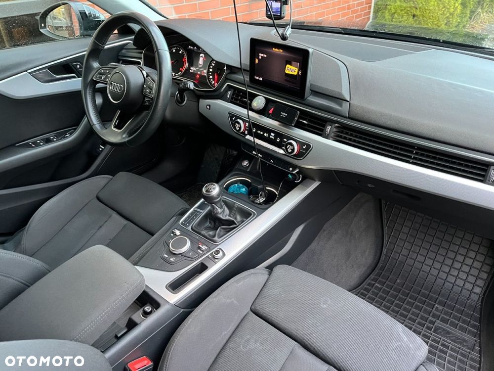 Audi A4 Avant 2.0 TDI - 8
