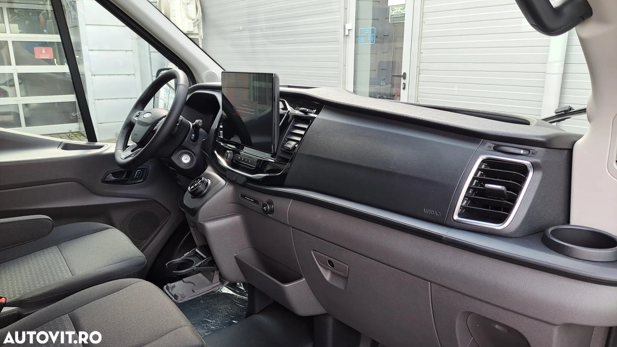 Ford Transit 350 L3H2 VA Autm. Trend - 17