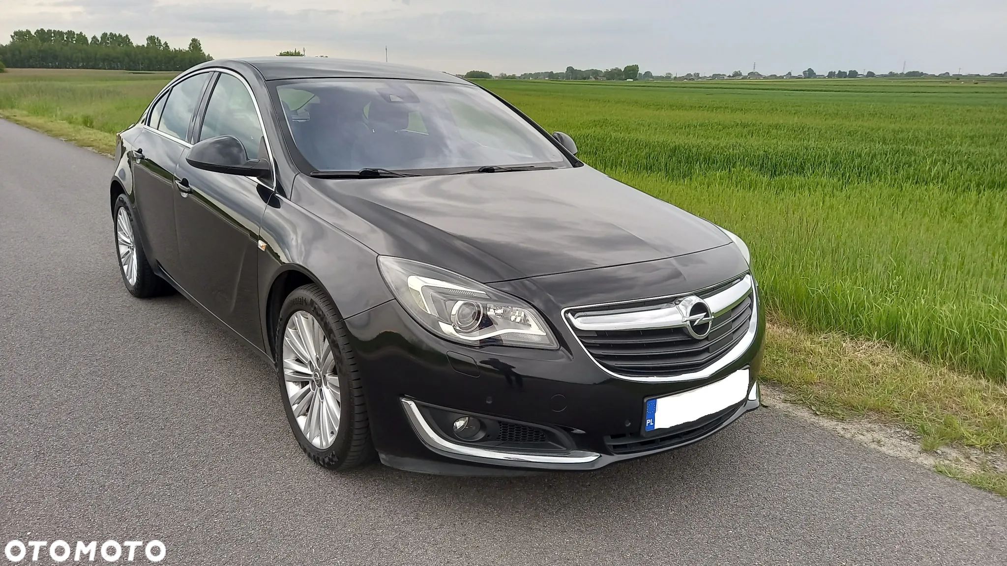 Opel Insignia - 1