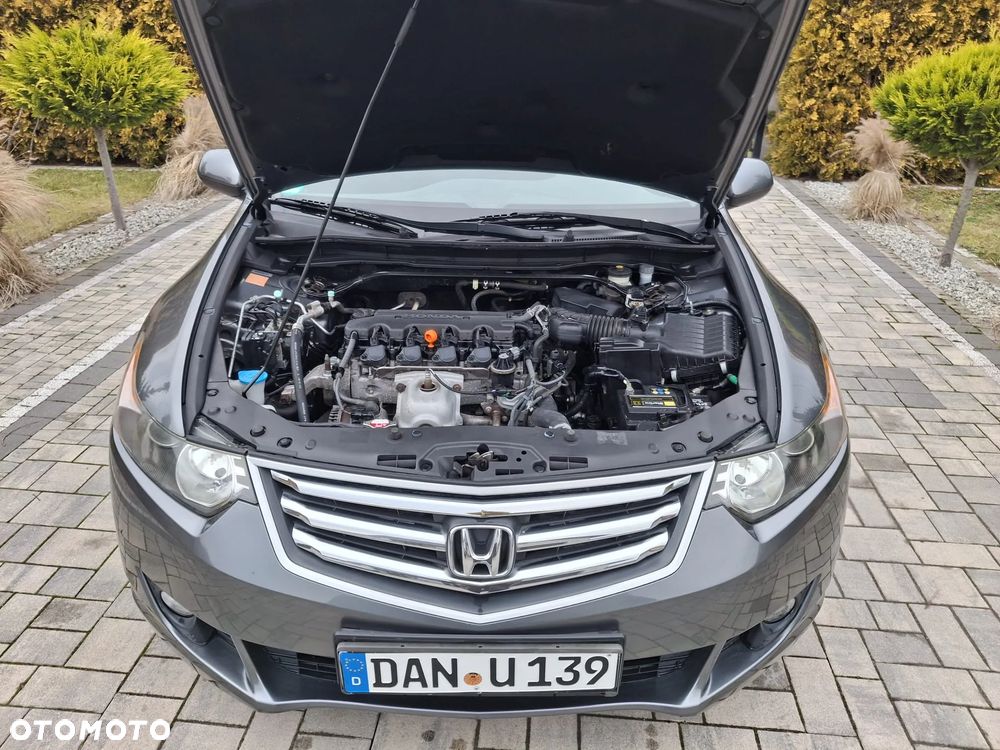 Honda Accord 2.0 Elegance Advantage - 29