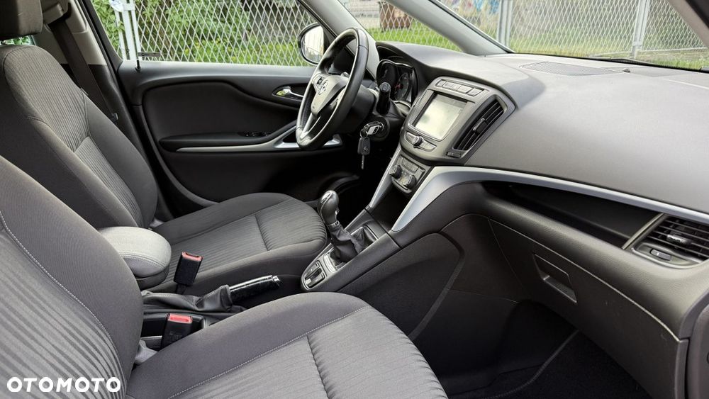Opel Zafira Tourer 1.4 Turbo Innovation - 28