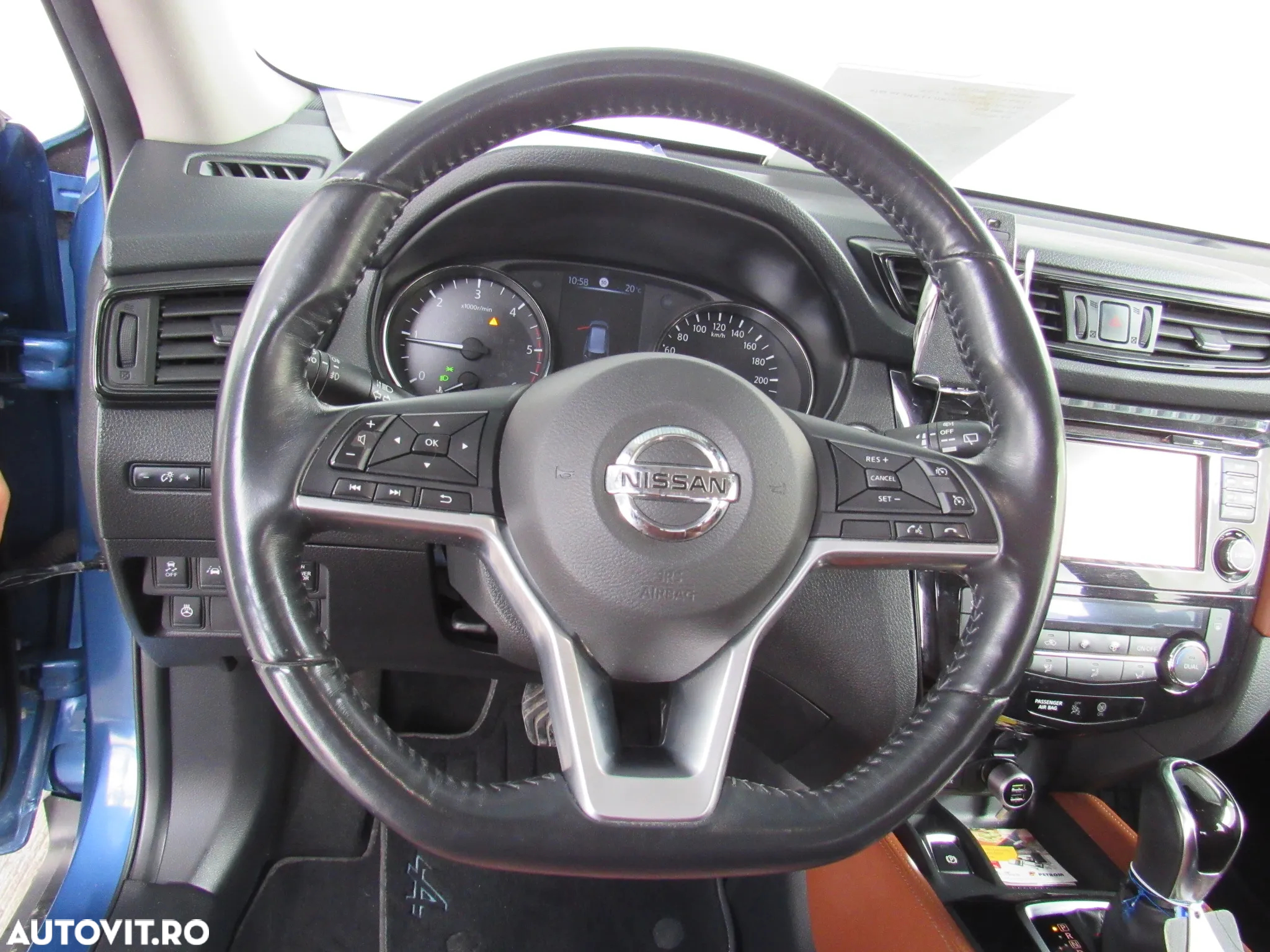Nissan X-Trail 2.0D XTRONIC Start/Stop 4x4-i Tekna - 18