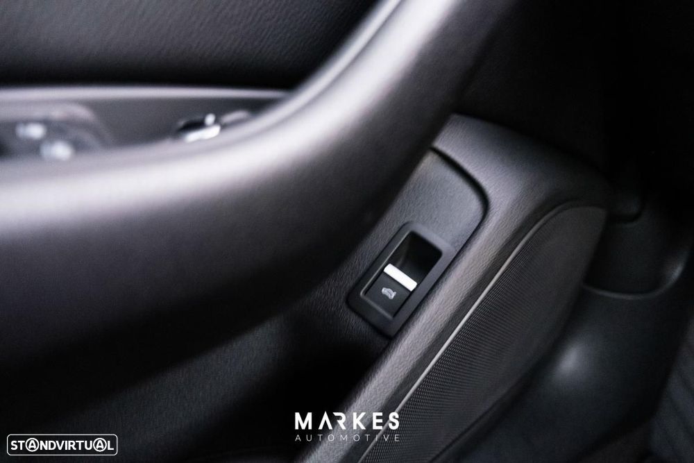 Audi A4 2.0 TDI Design S tronic - 26