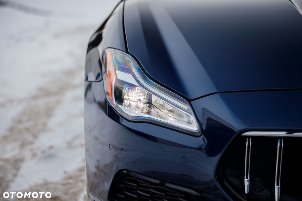 Maserati Quattroporte GranLusso S - 16