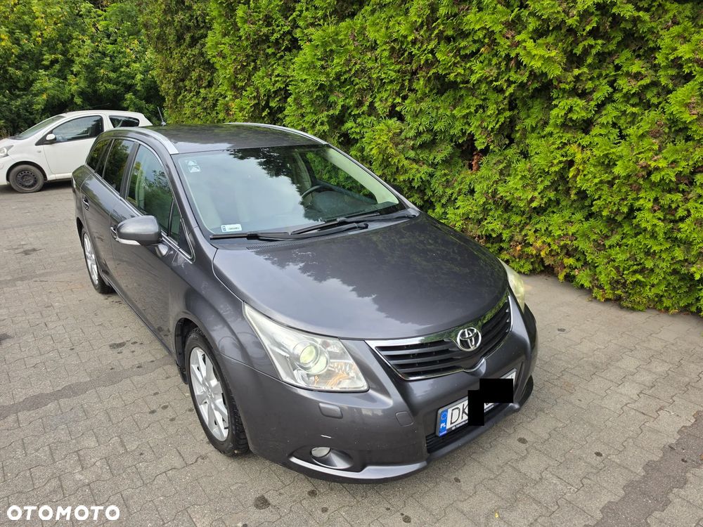 Toyota Avensis 2.2 D-4D Premium - 8