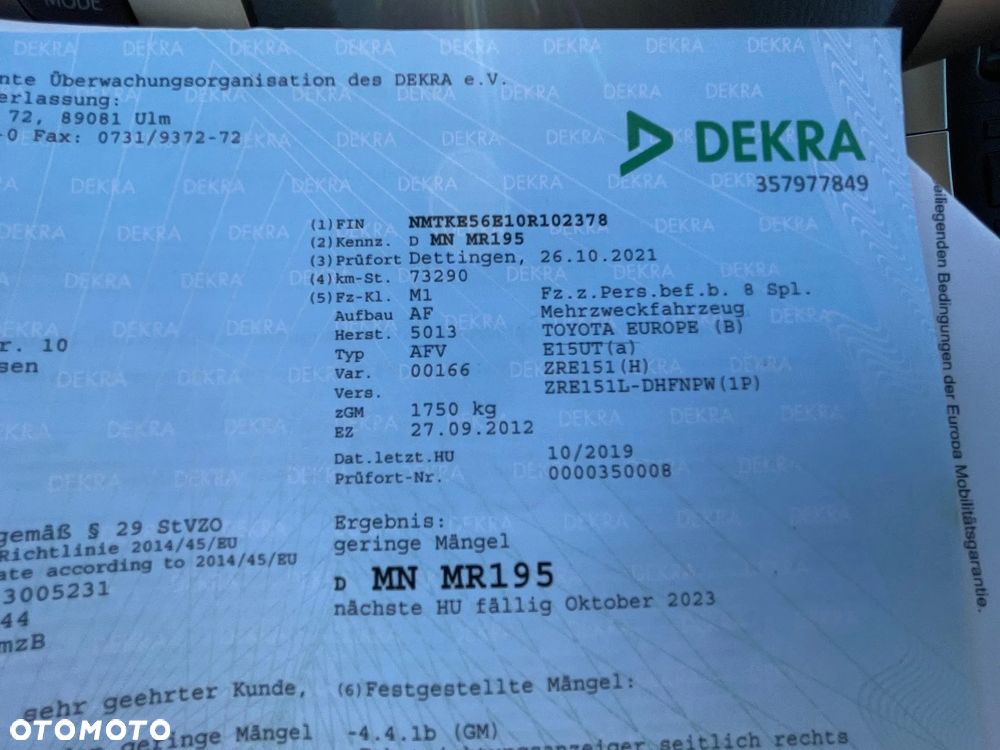 Toyota Auris 1.6 Executive - 40