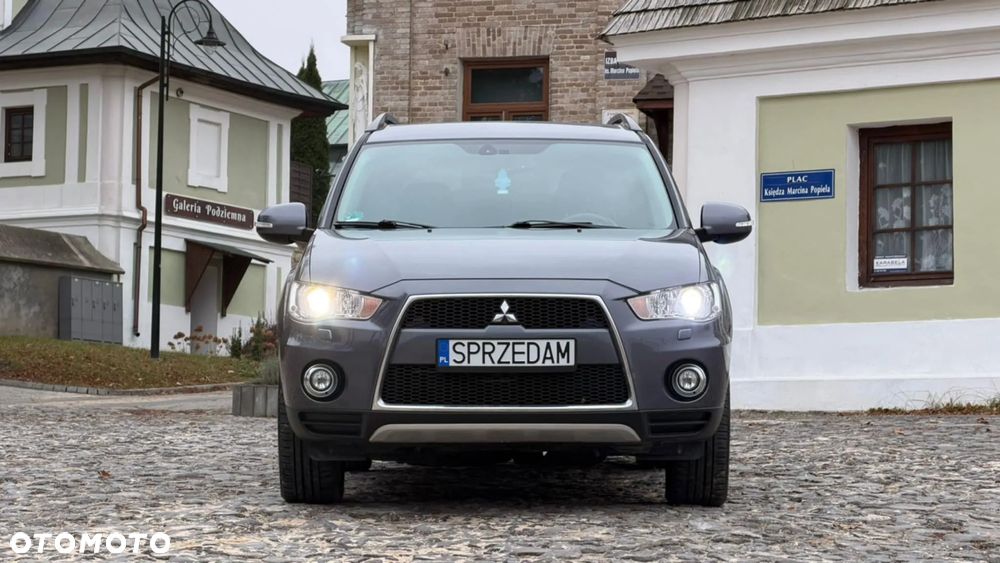 Mitsubishi Outlander - 27