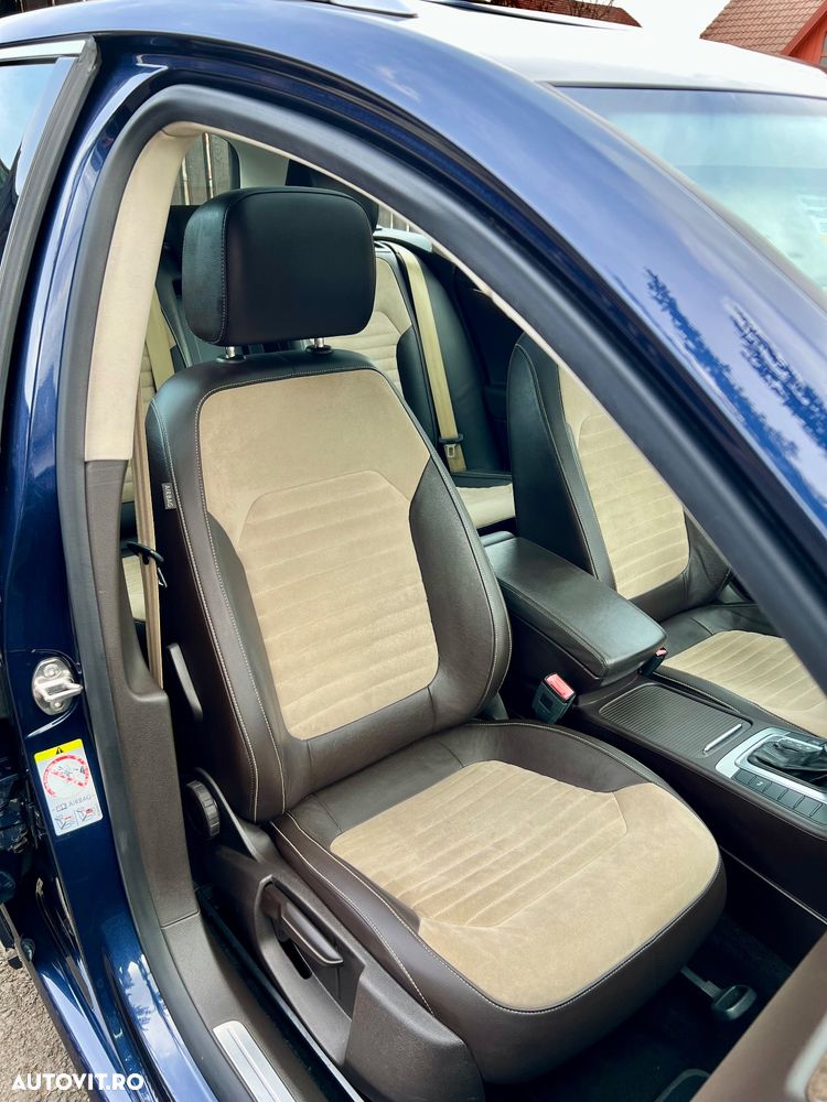 Volkswagen Passat Variant 1.8 TSI DSG Highline - 24