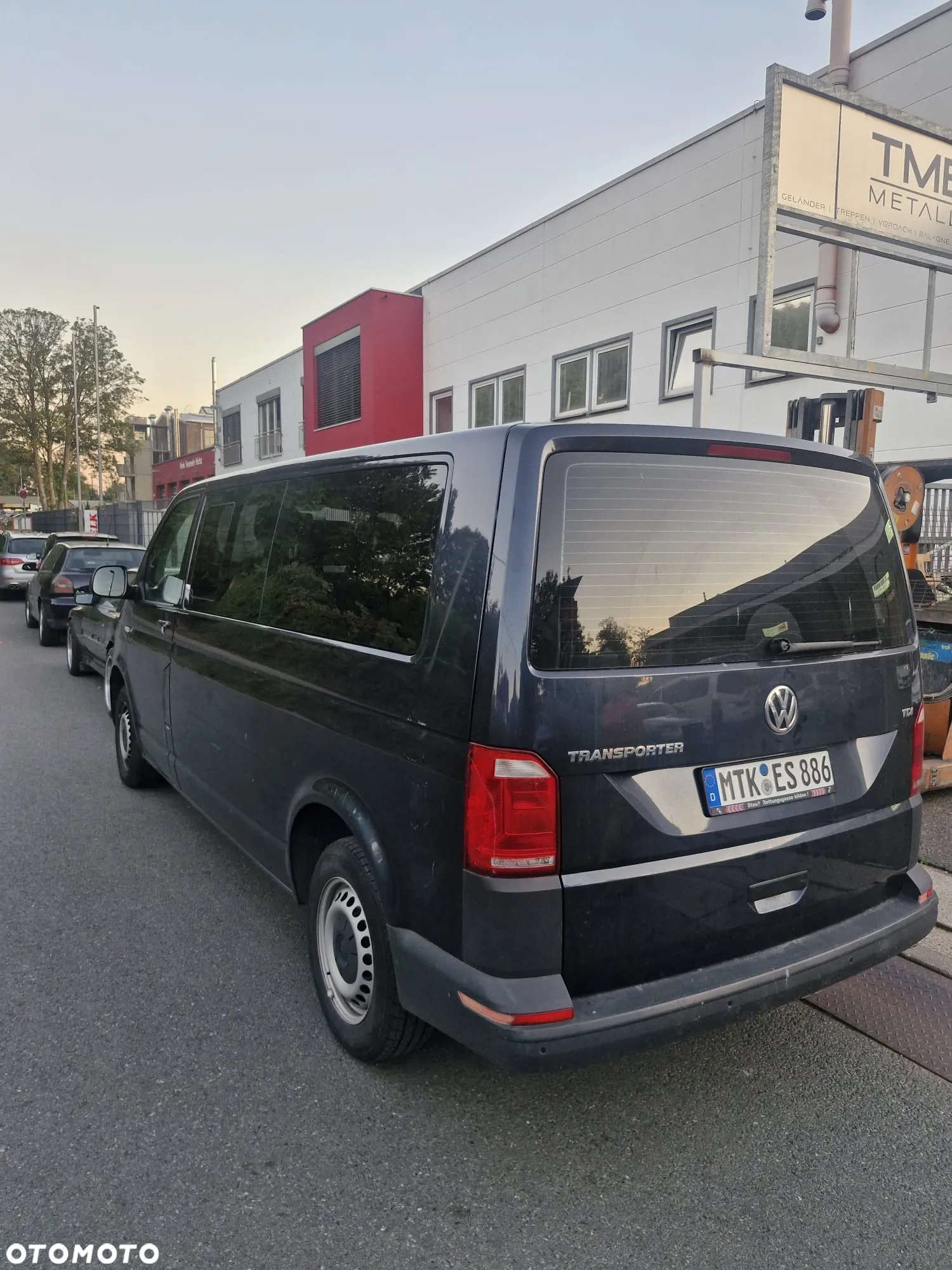 Volkswagen Transporter Caravelle Lang Highline - 3
