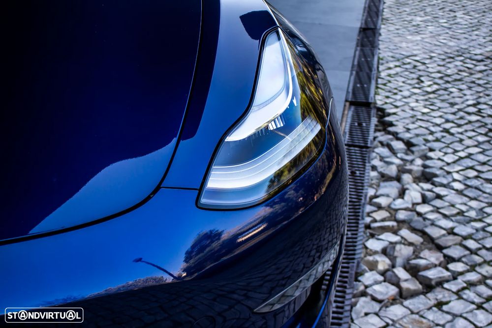 Tesla Model 3 Long-Range Dual Motor AWD - 3