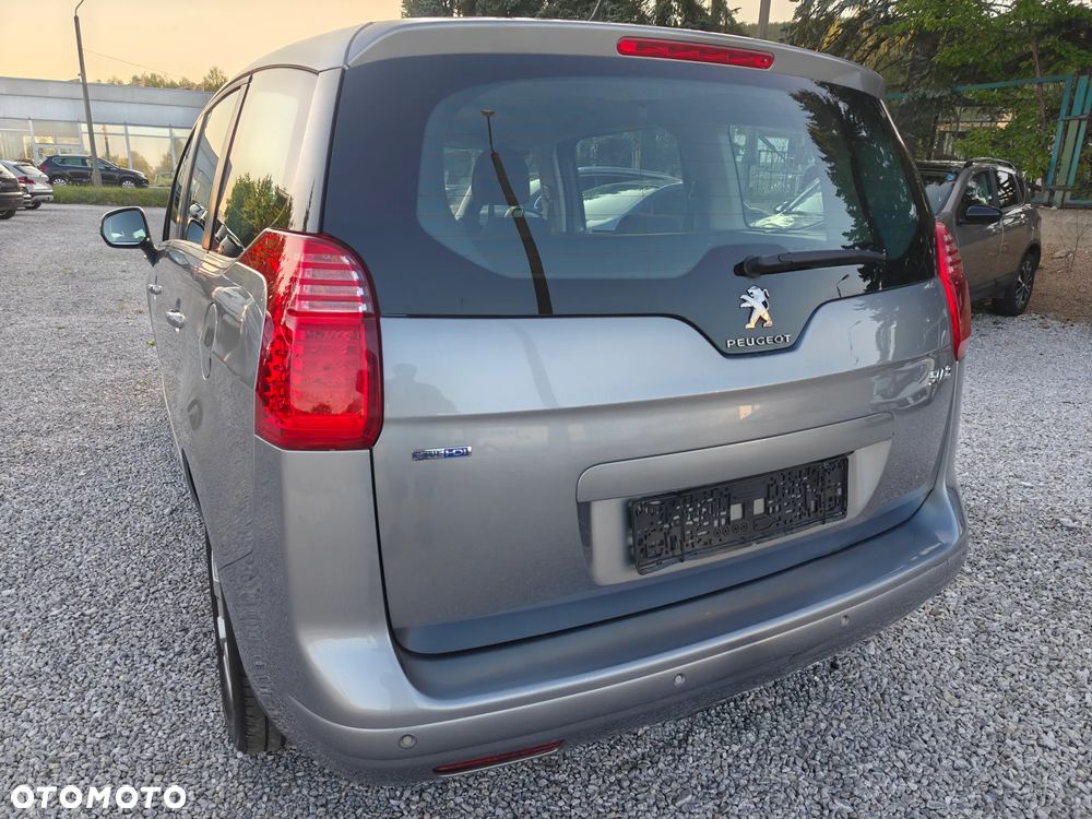 Peugeot 5008 - 28
