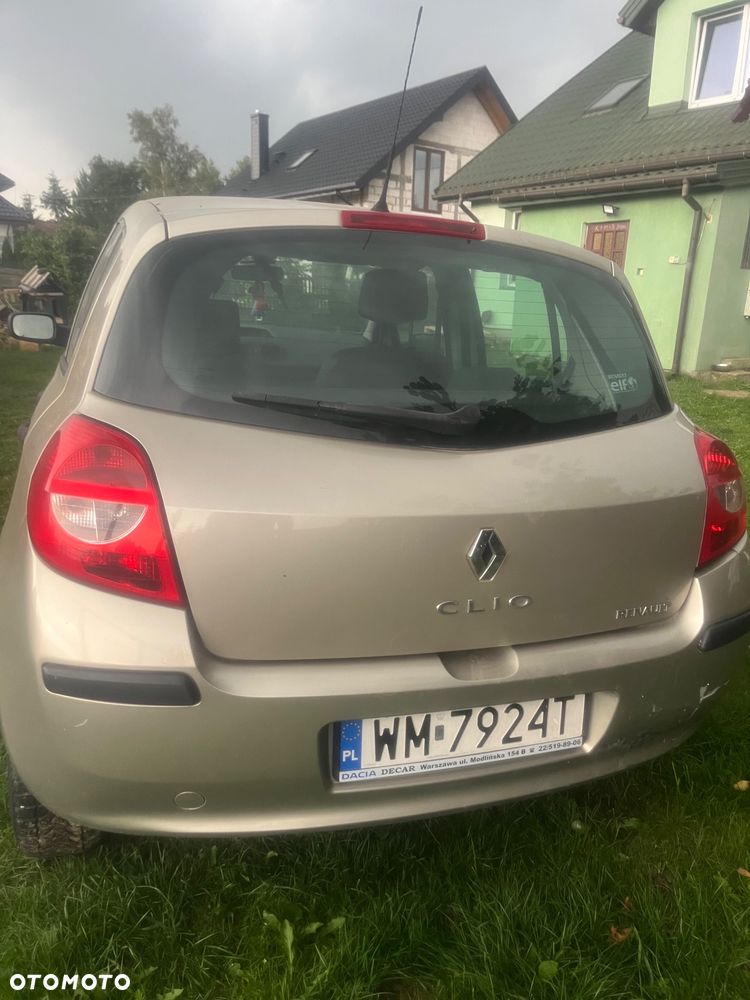 Renault Clio - 3