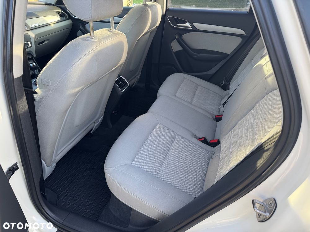 Audi Q3 2.0 TDI Quattro S tronic - 23