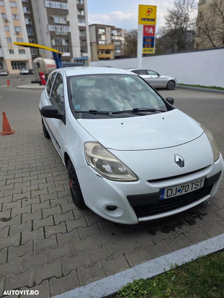 Renault Clio III 1.5 dCi Dynamique - 3