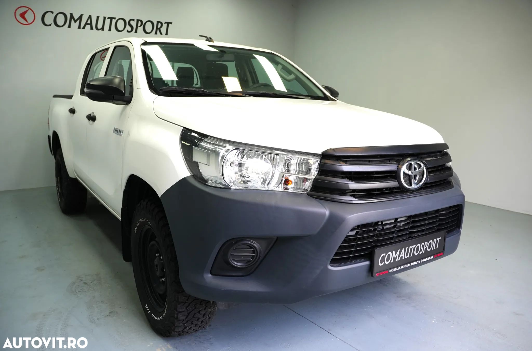 Toyota Hilux 4x4 Double Cab M/T Comfort - 1