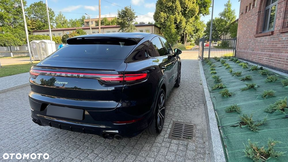 Porsche Cayenne Coupe E-Hybrid Platinum Edition - 9