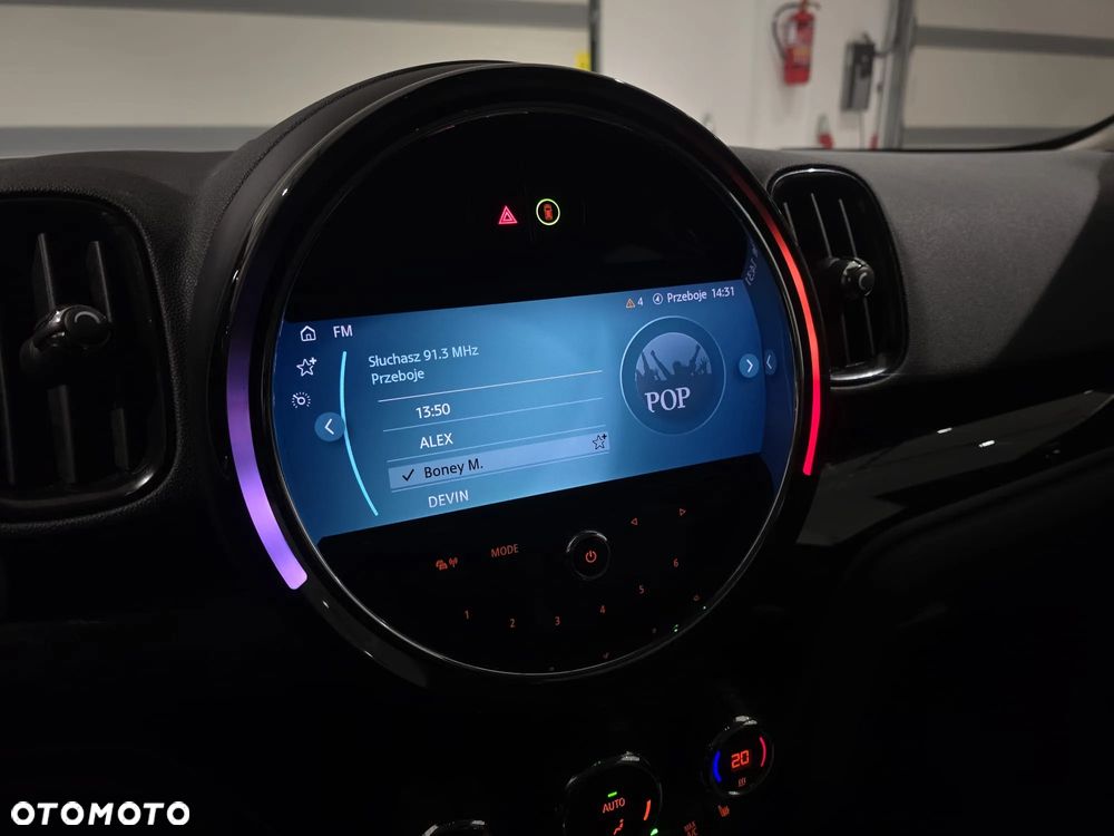 MINI Countryman Cooper Classic Trim - 12